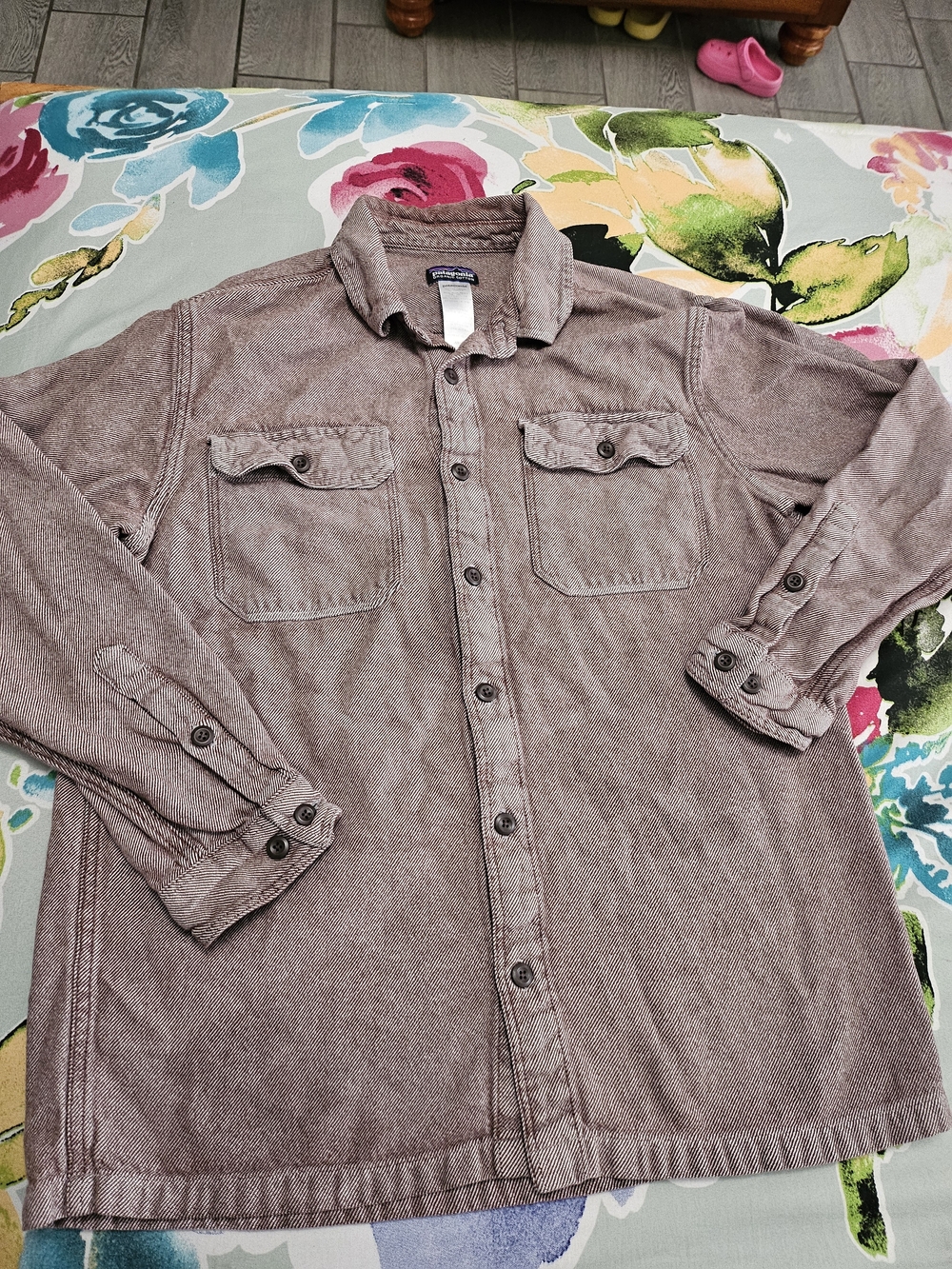 Vintage-Inspired Men's Button-Up Workshirt Jacket in Faded Mauve